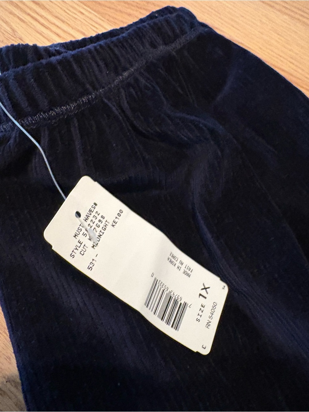 Jones New York Black Velour Jogger Pants - Picture 3 of 5